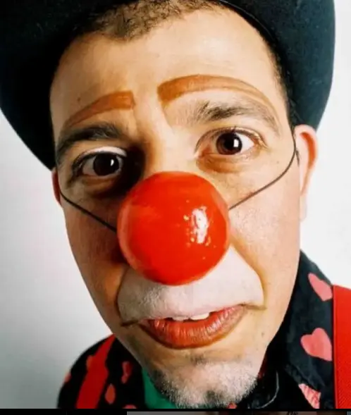 PALHAÇO